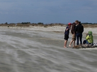 28992RoCrLe - Vacation at Kiawah Island, SC - Beach walk  Peter Rhebergen - Each New Day a Miracle